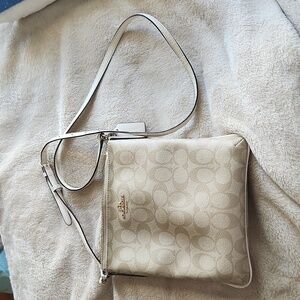 Coach crossbody purse